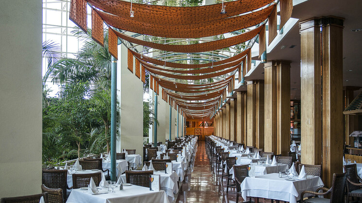 Hotel Beatriz Costa & Spa